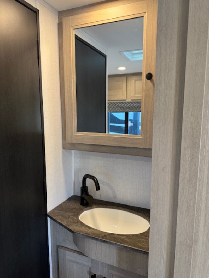 2026 Forest River Sunseeker LE 2350LEF - Image 10