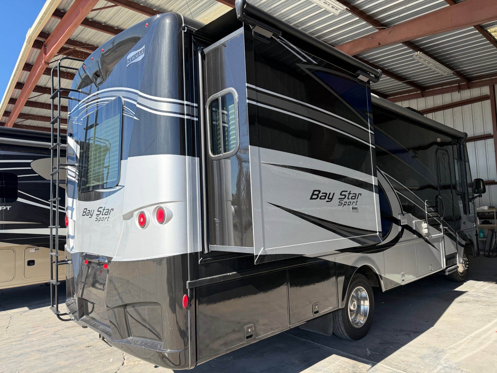 2020 NEWMAR BAY STAR SPORT 2702 - Image 4