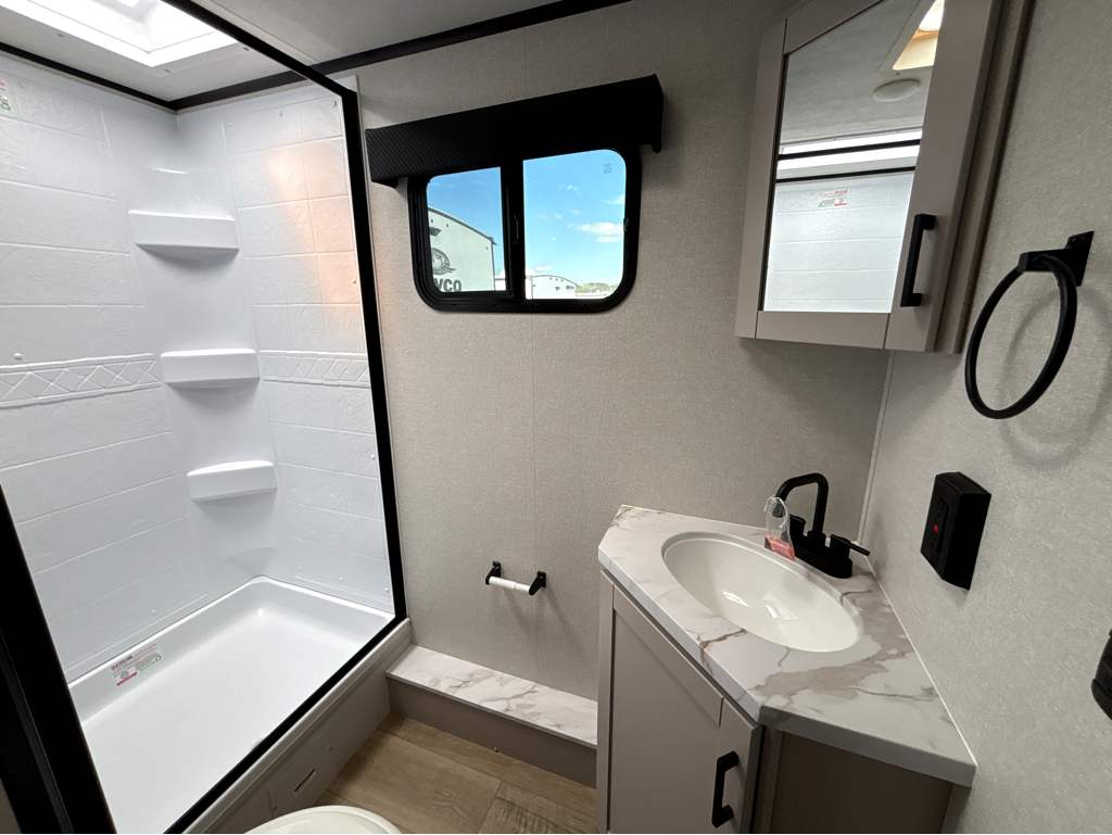 2026 JAYCO JAY FEATHER AIR 19MBS - Image 17