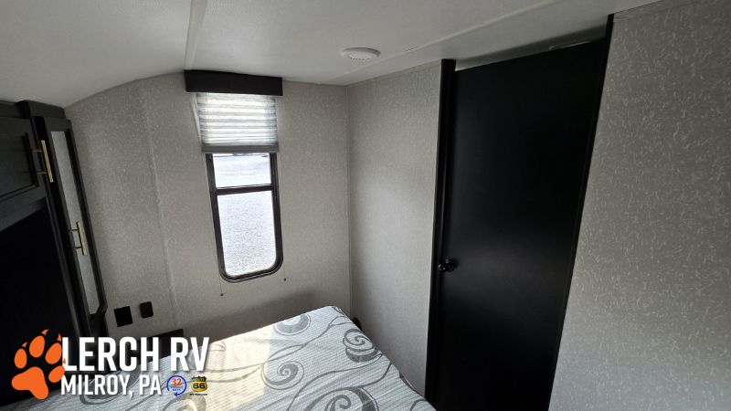 2022 Forest River Cherokee Grey Wolf 23MK - Image 19