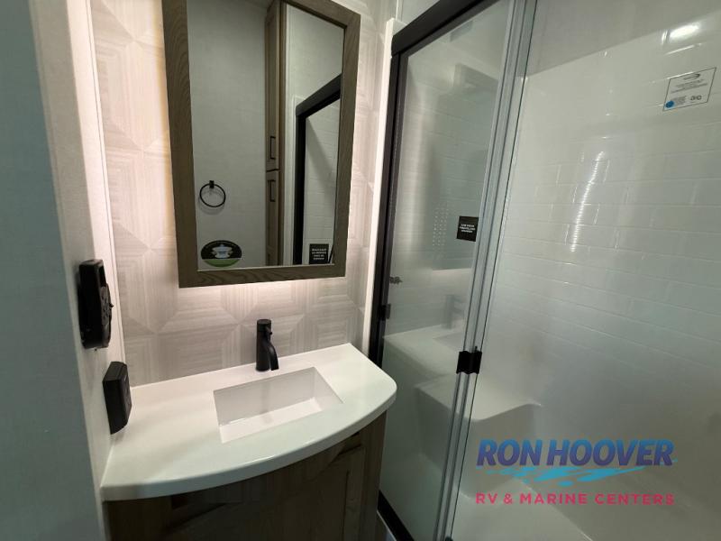 2026 FOREST RIVER 402SFL - Image 26