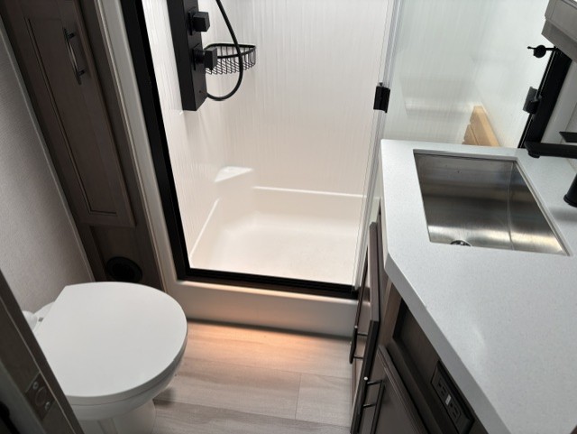 2024 GRAND DESIGN SOLITUDE 378MBS - Image 14