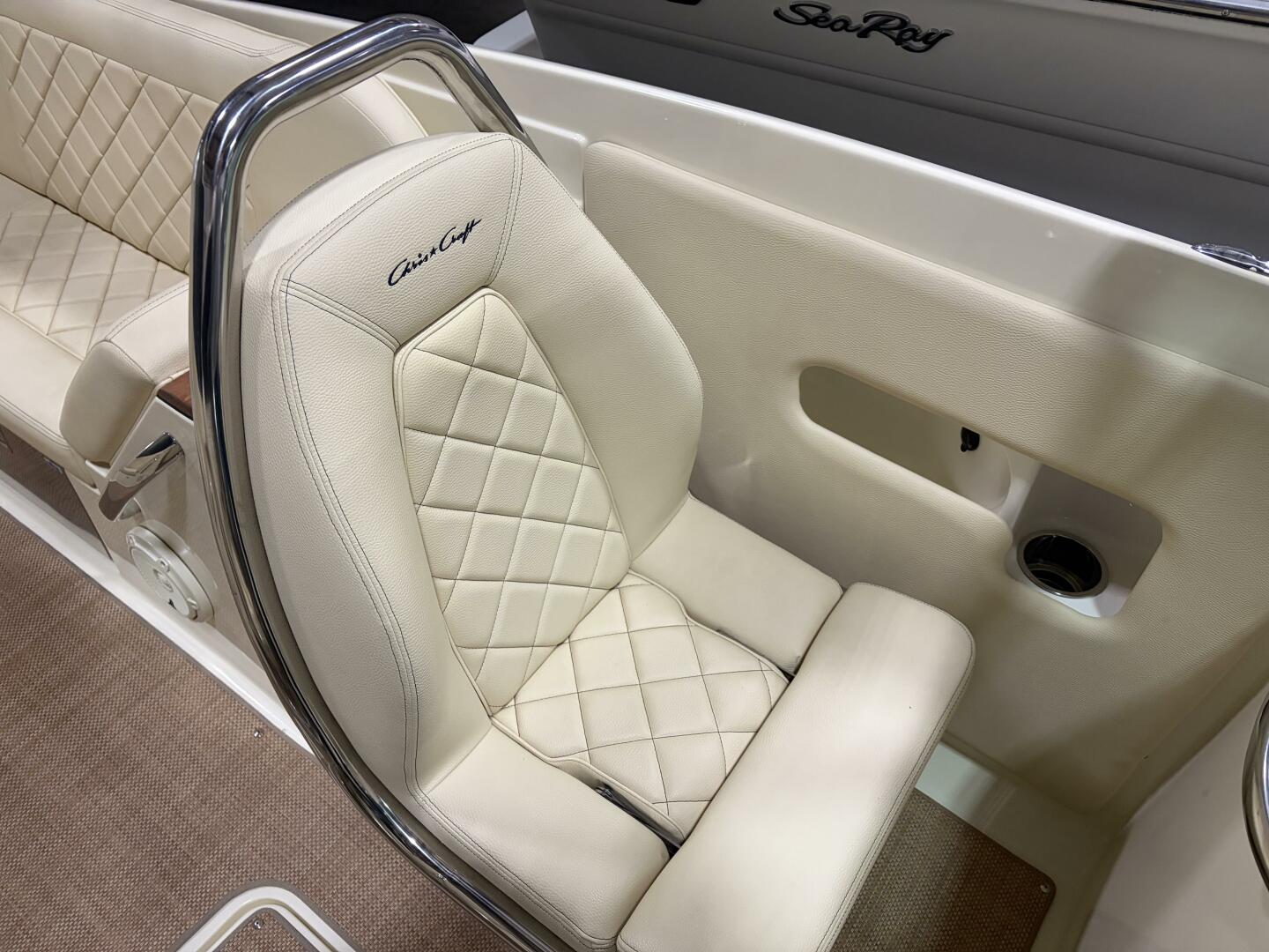 2020 Chris-Craft - Image 27