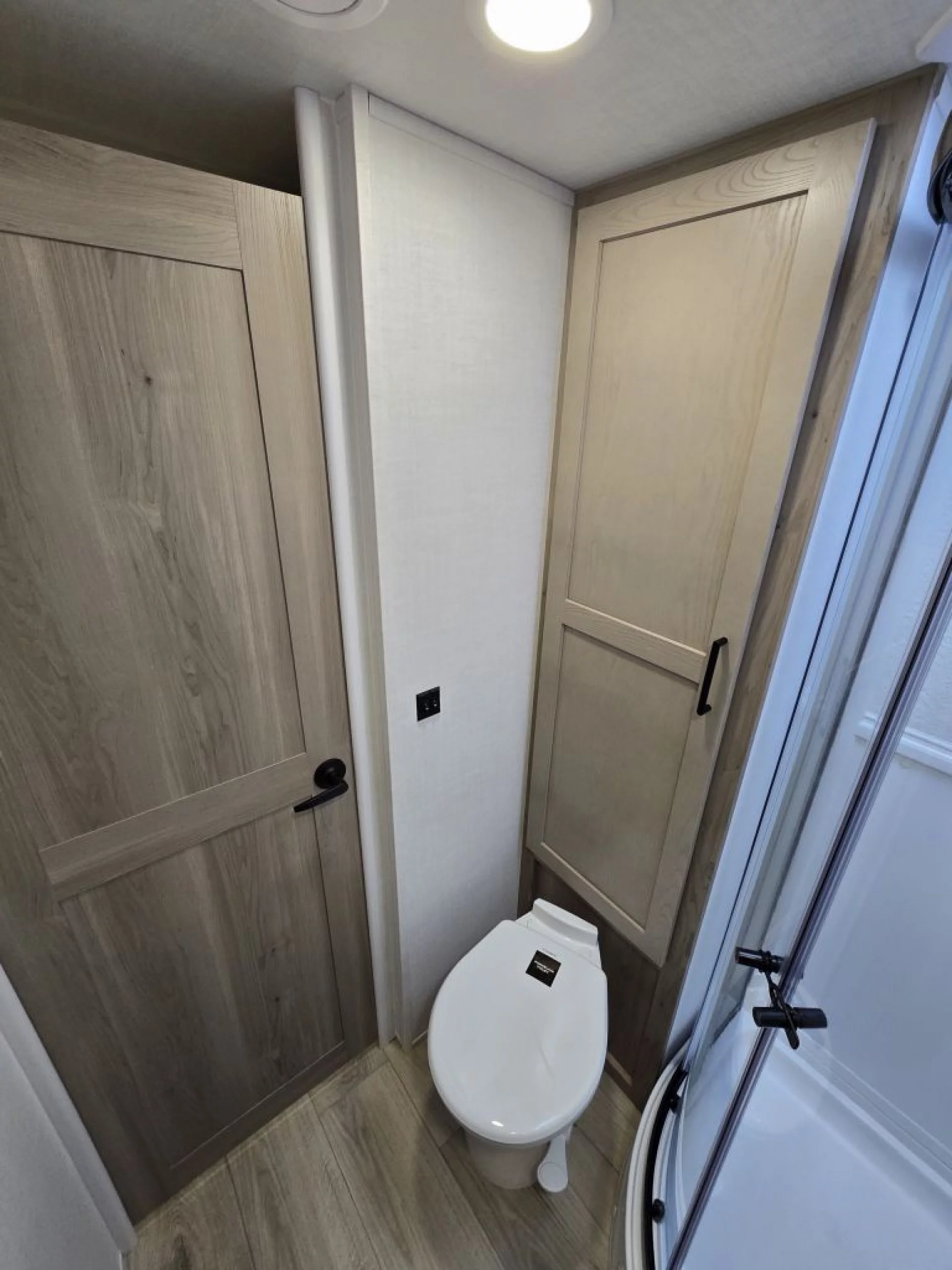 2026 FOREST RIVER ROCKWOOD MINI LITE 2520BH - Image 21