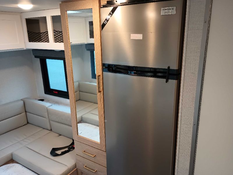 2026 Thor Motor Coach Four Winds Espec 19Z - Image 13
