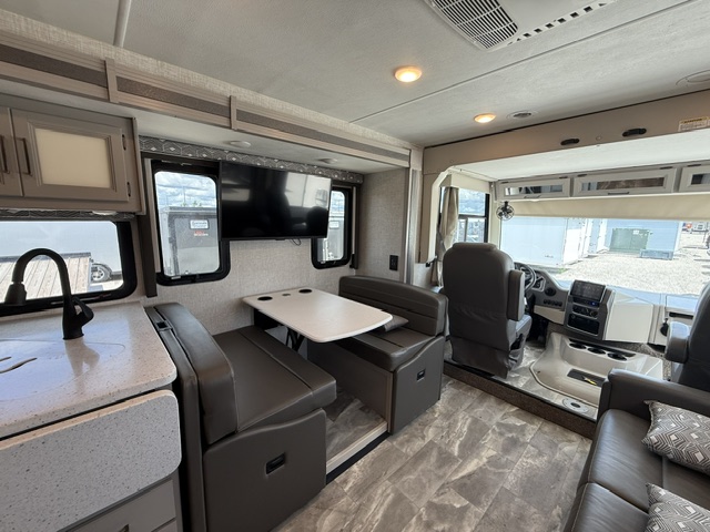 2023 Thor Motor Coach Windsport 31C - Image 18