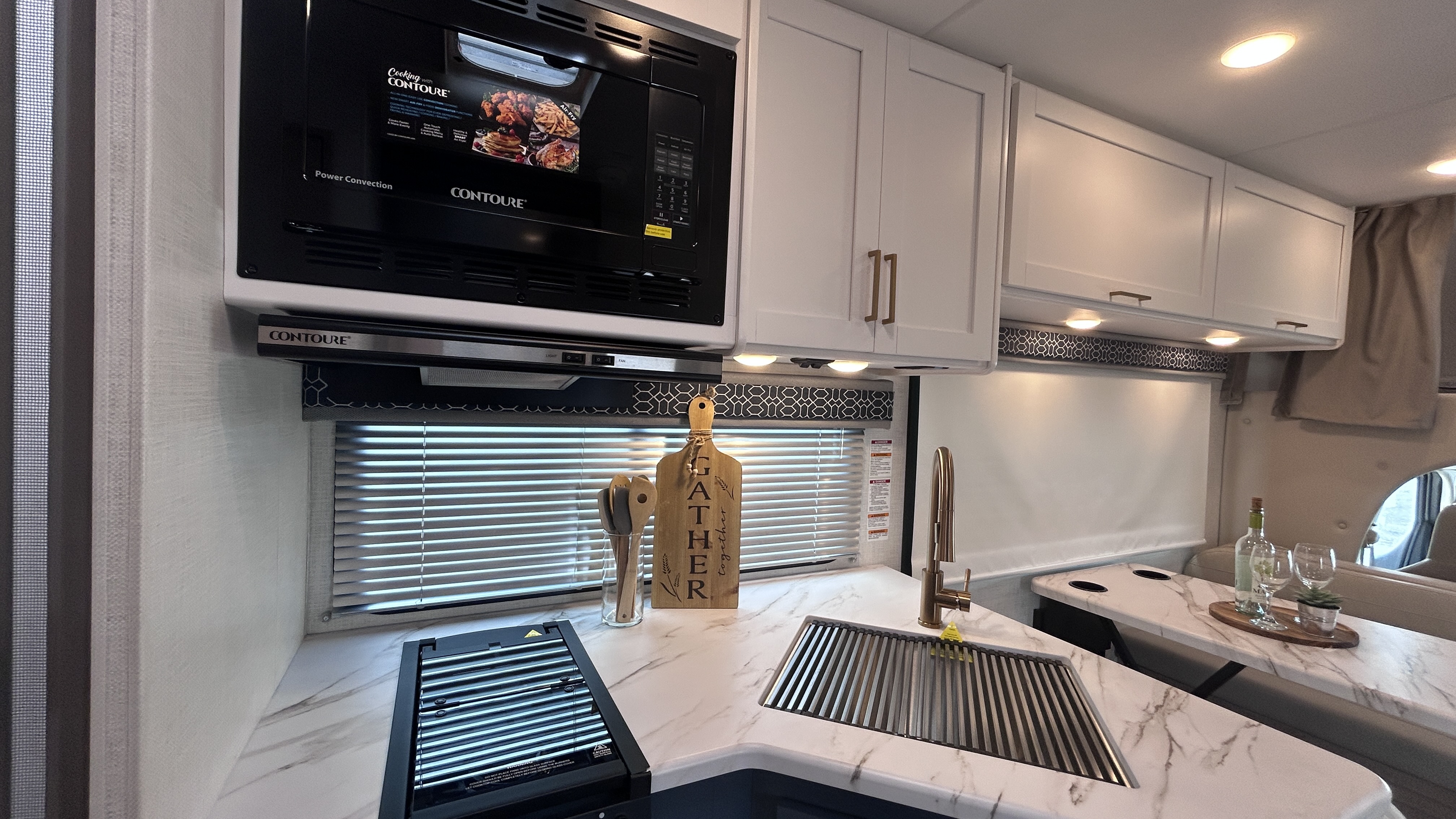 2026 Thor Motor Coach Quantum LZ28 - Image 16