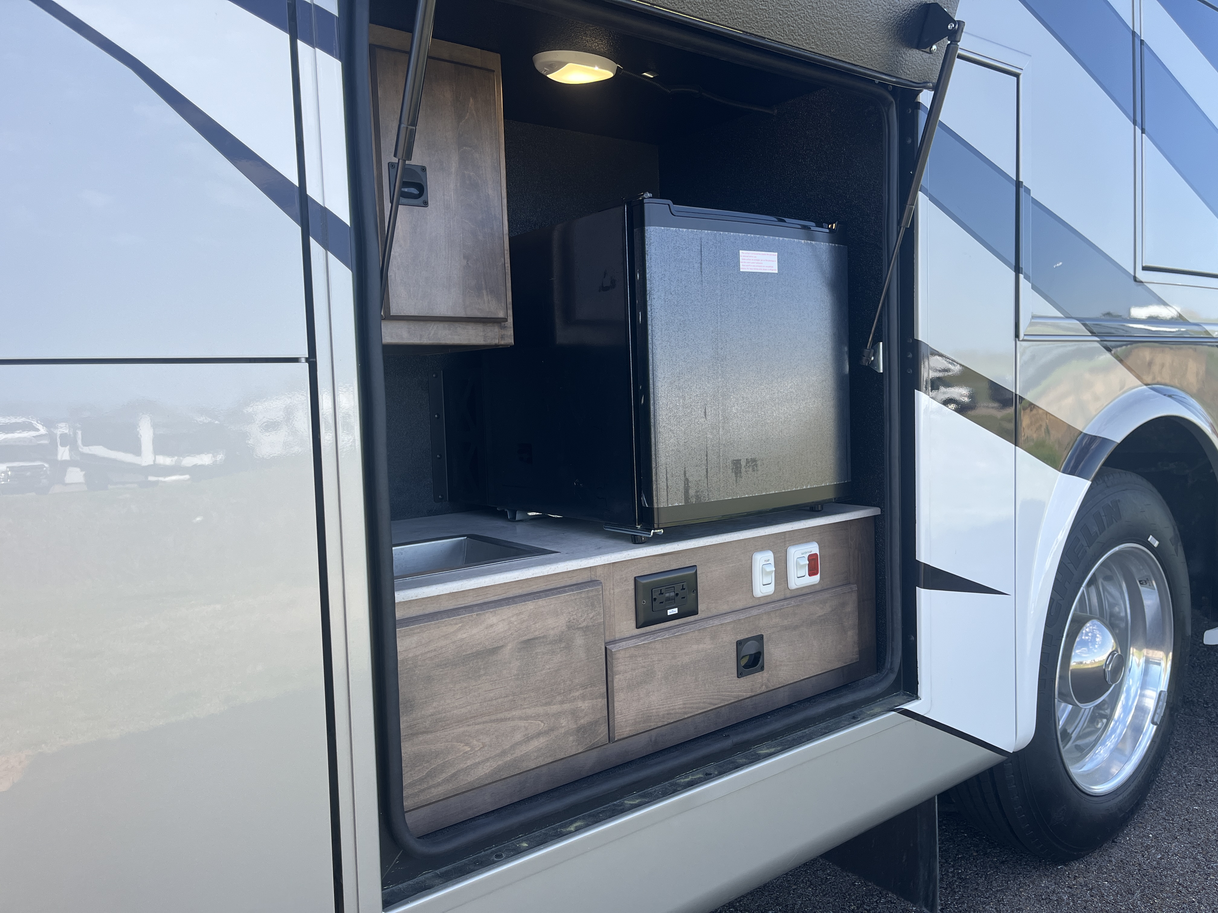 2026 TIFFIN ALLEGRO 29 NA - Image 7