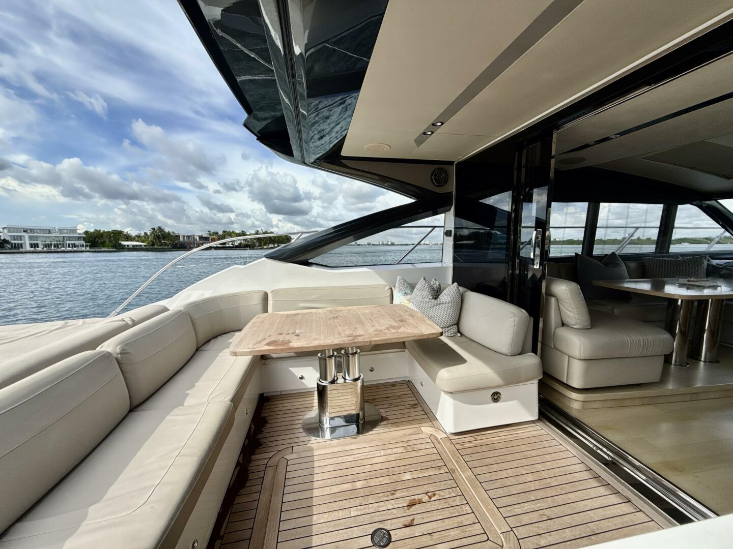 2017 Princess V58 - Image 42
