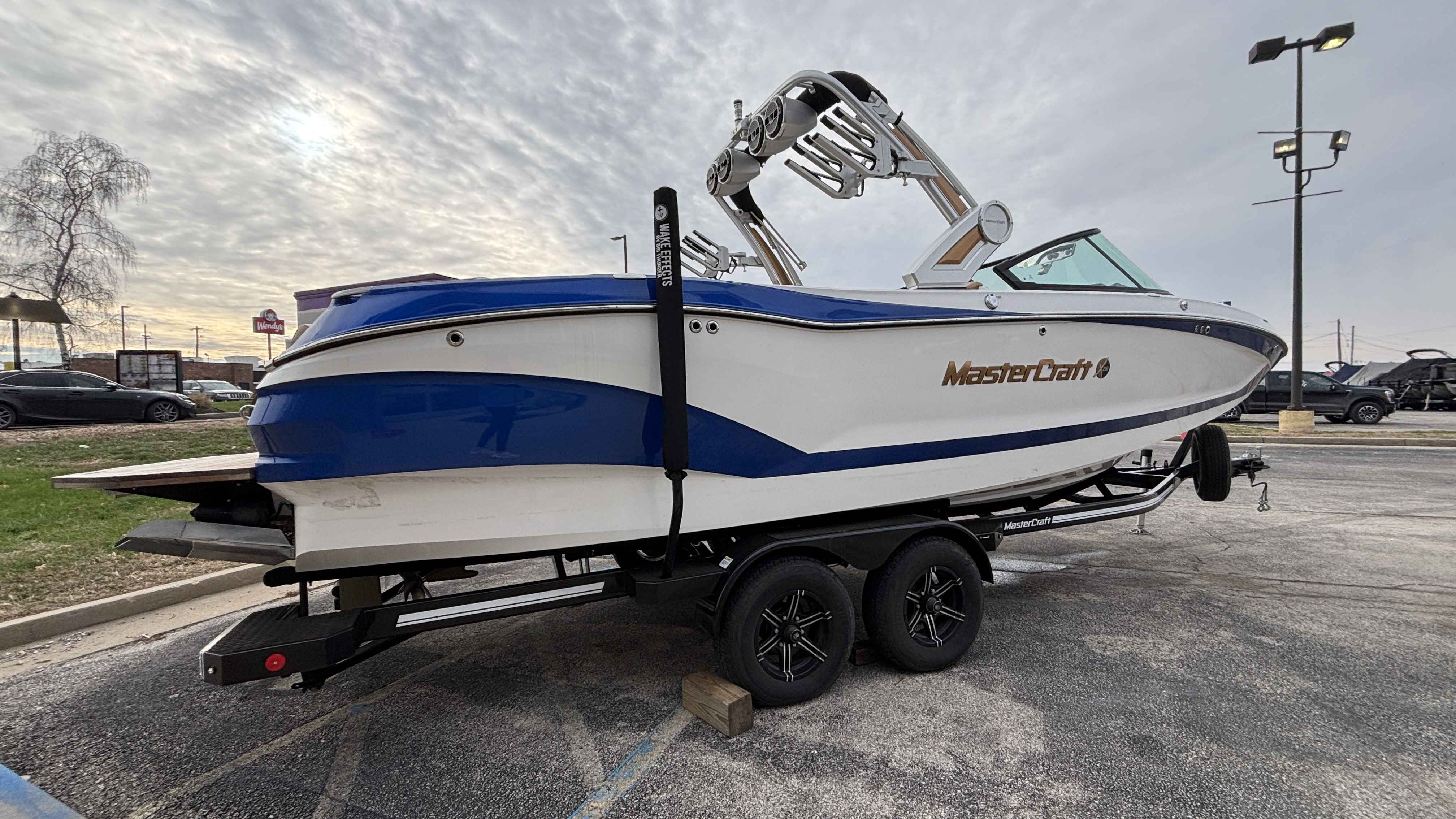 2022 MasterCraft X26 - Image 4