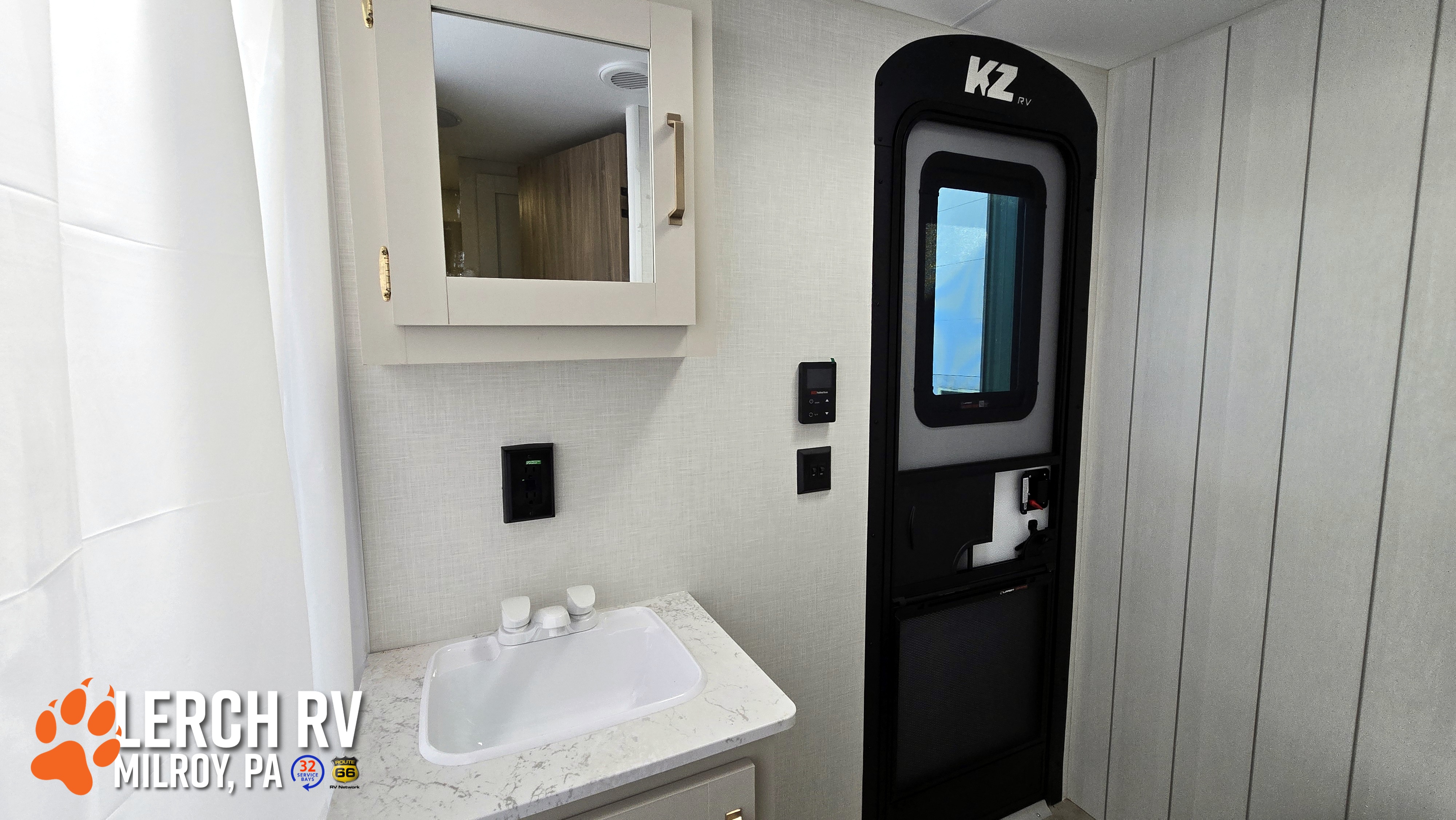 2027 KZ RV Sportsmen SE 332BHKSE - Image 39