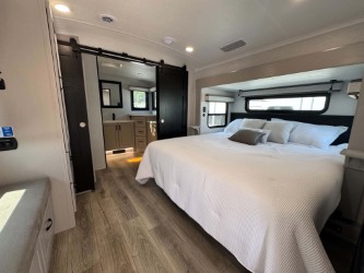 2026 JAYCO NORTH POINT 382FLRB - Image 14