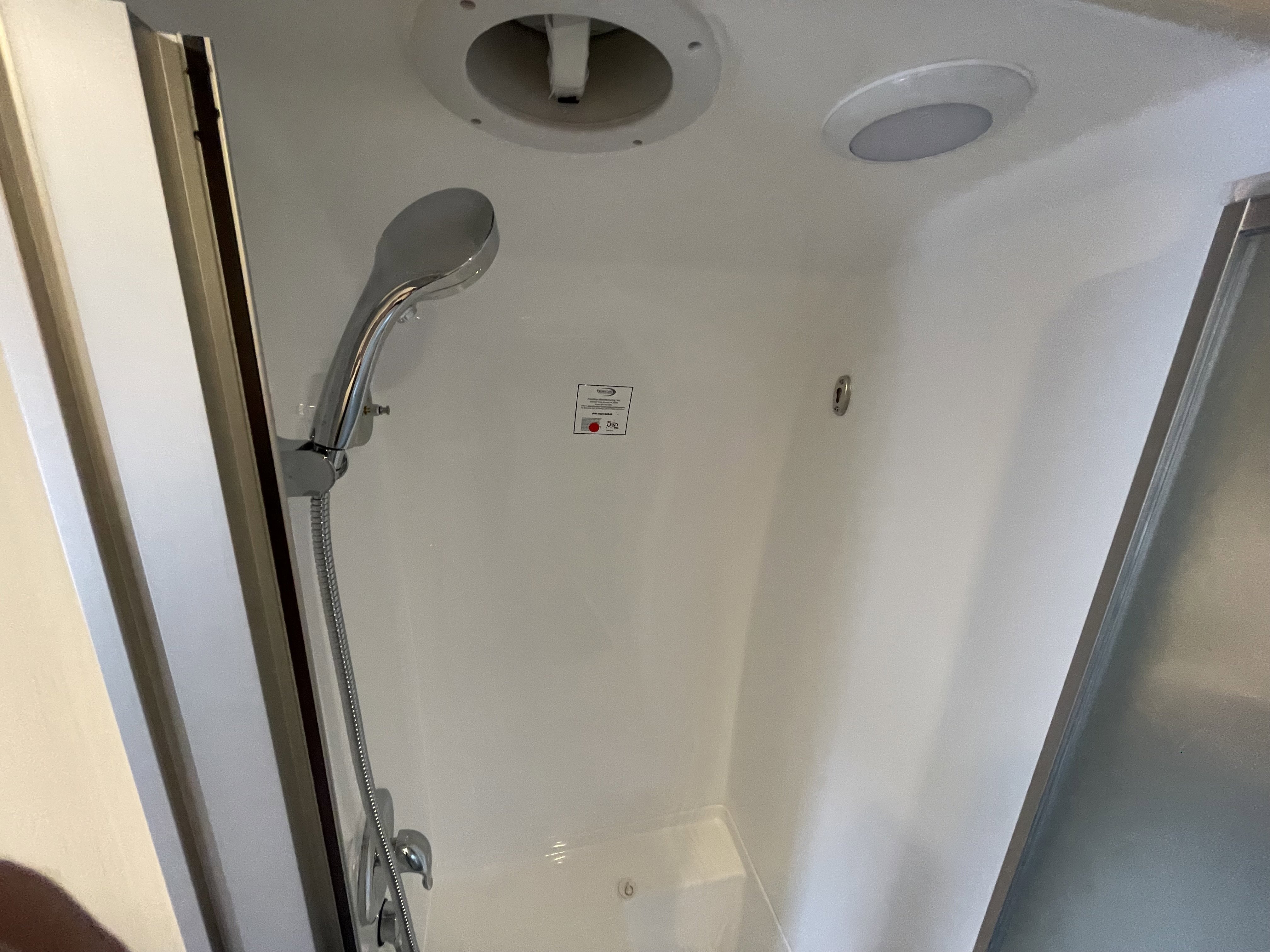 2026 AIRSTREAM FLYING CLOUD 25FBT - Image 16