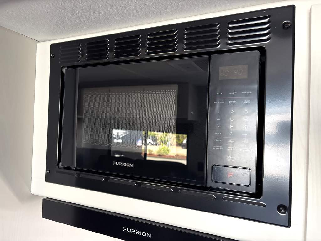 2026 GRAND DESIGN TRANSCEND 26RBX - Image 13