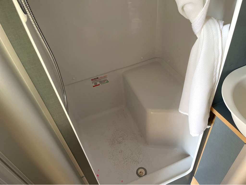 2026 AIRSTREAM WORLD TRAVELERUSA 22RB - Image 13