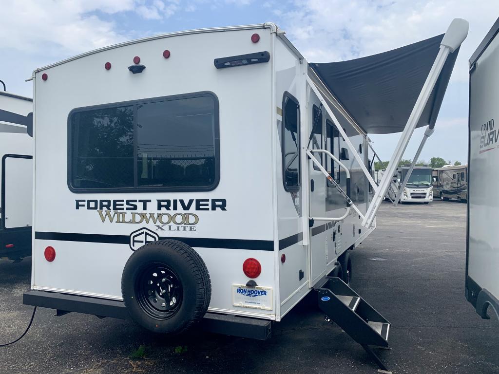 2025 FOREST RIVER WILDWOOD 24RLXLX - Image 4