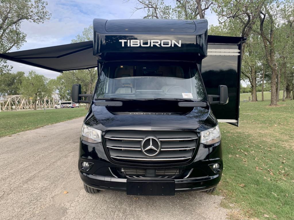 2025 THOR MOTORCOACH TIBURON 24TT - Image 3