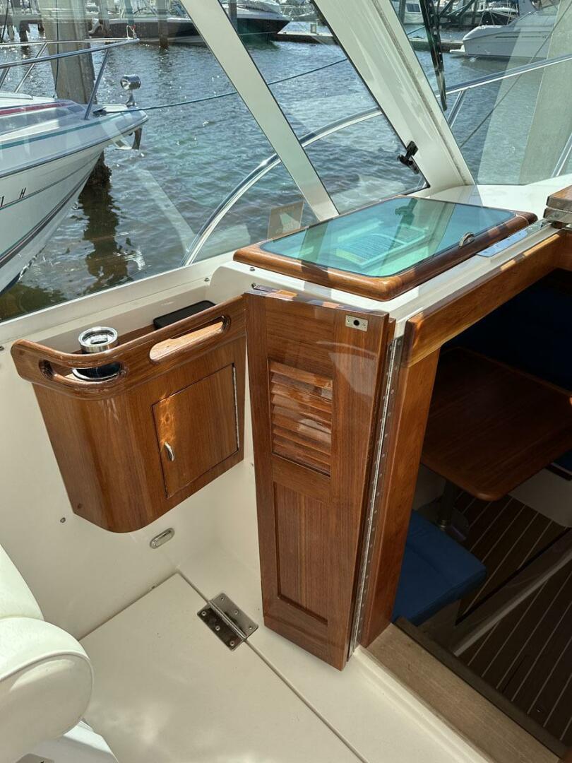 2013 Hunt Yachts Harrier 36 - Image 23