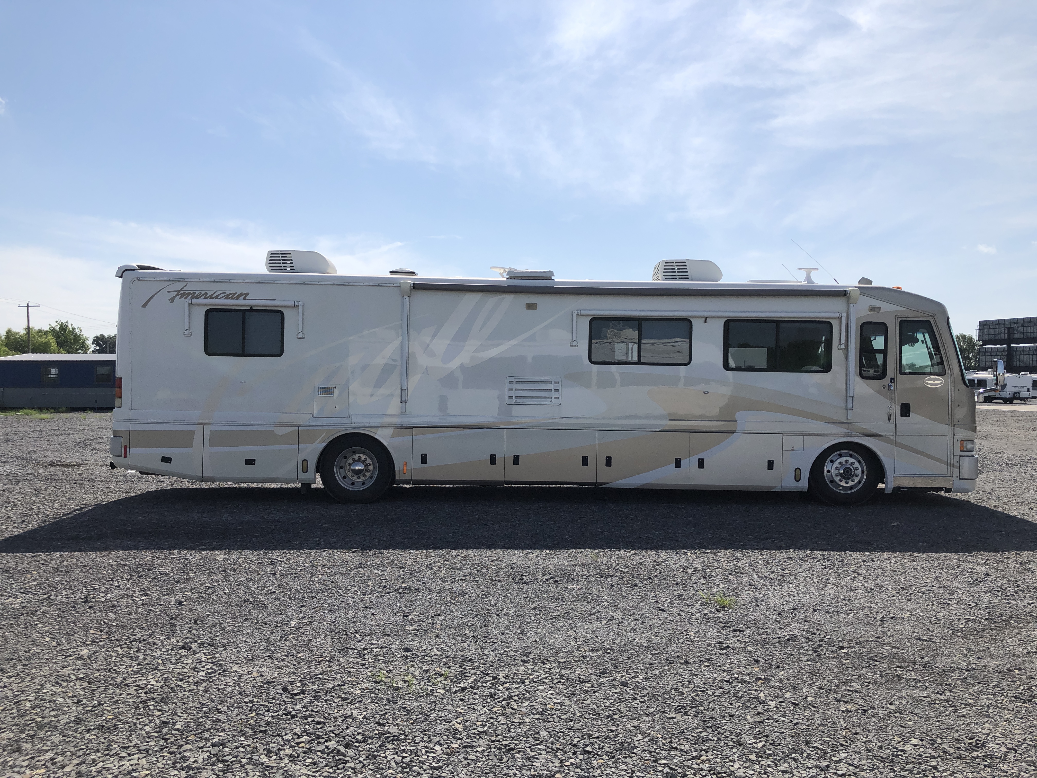 1999 Fleetwood American Eagle 40EVS - Image 8