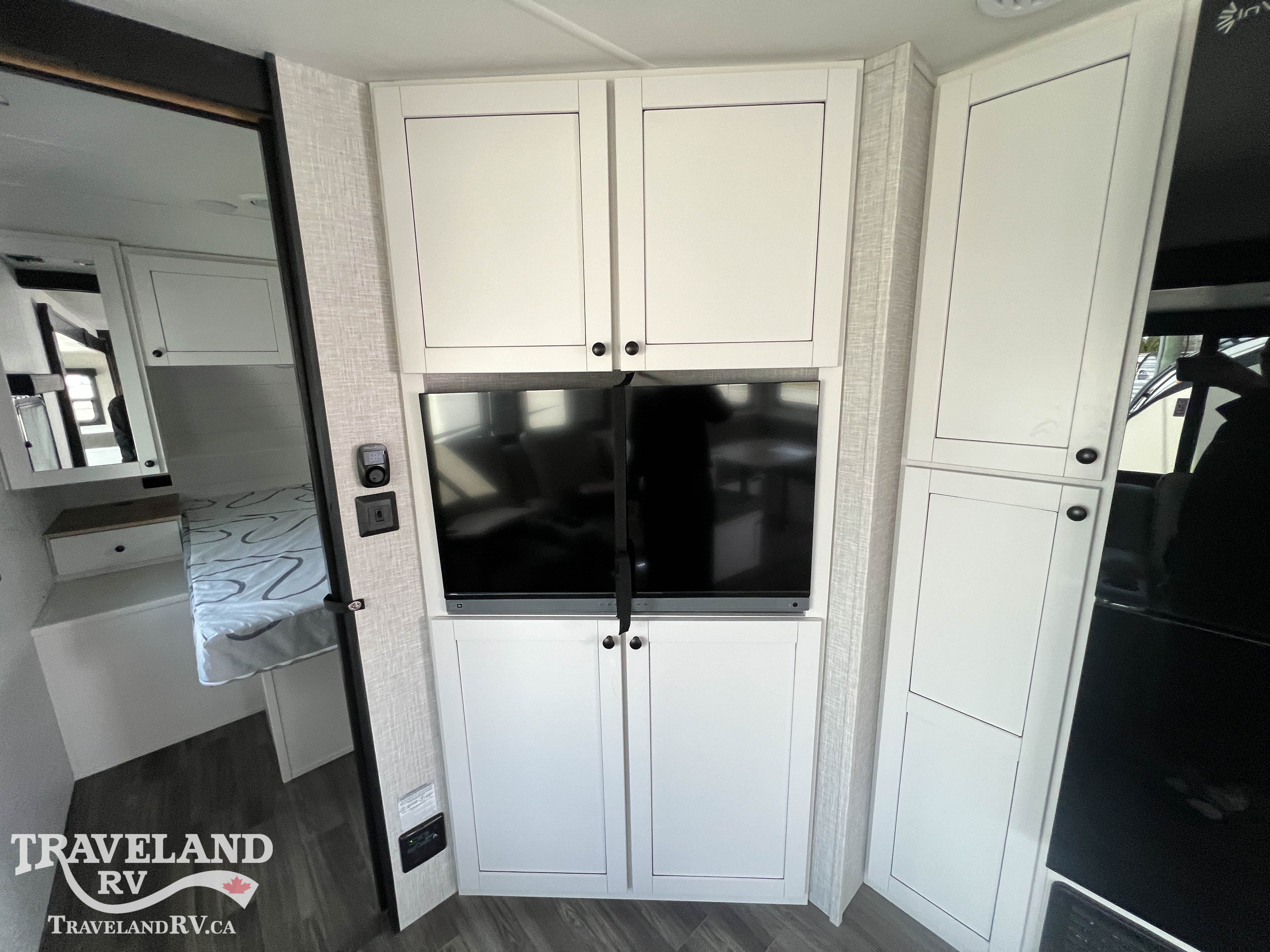 2025 Highland Ridge Range Lite 252RB - Image 13