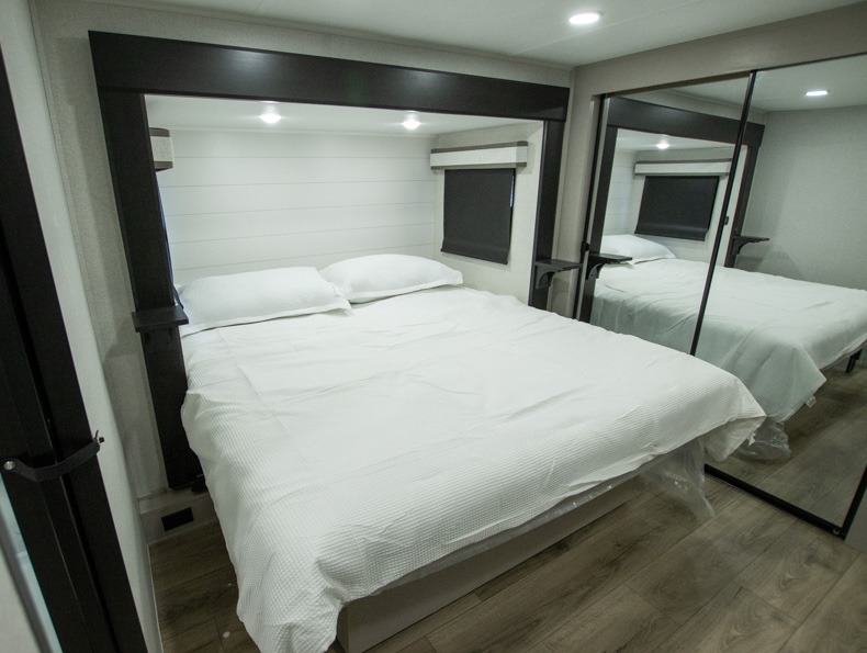 2026 Jayco Seismic 399 - Image 22