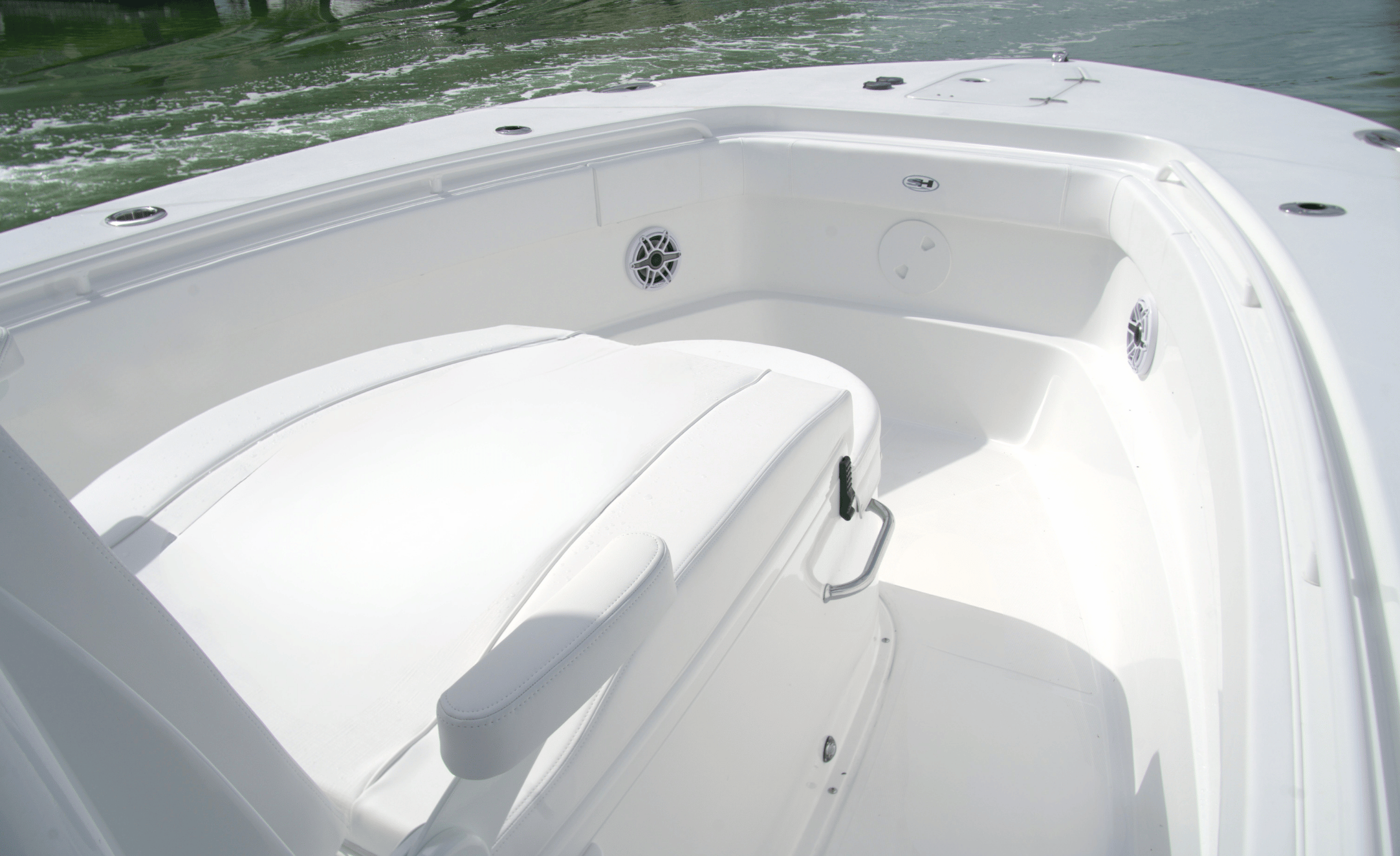 2027 SEA HUNT GAMEFISH 28CB - Image 40