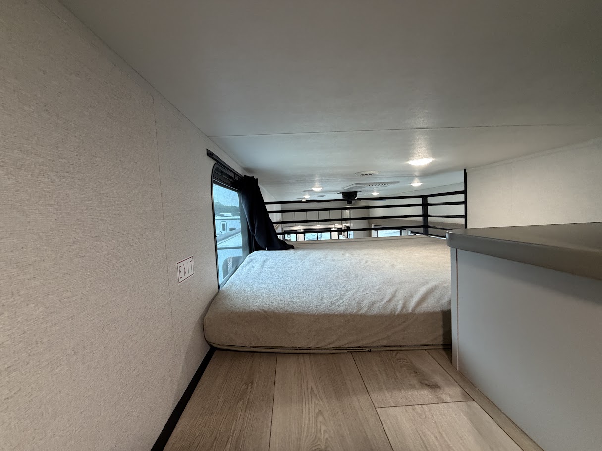 2027 JAYCO JAY FLIGHT BUNGALOW 404LOFT - Image 48