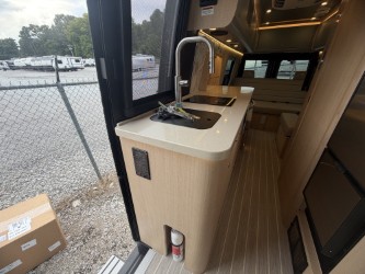 2027 AIRSTREAM INTERSTATE 24GT - Image 8