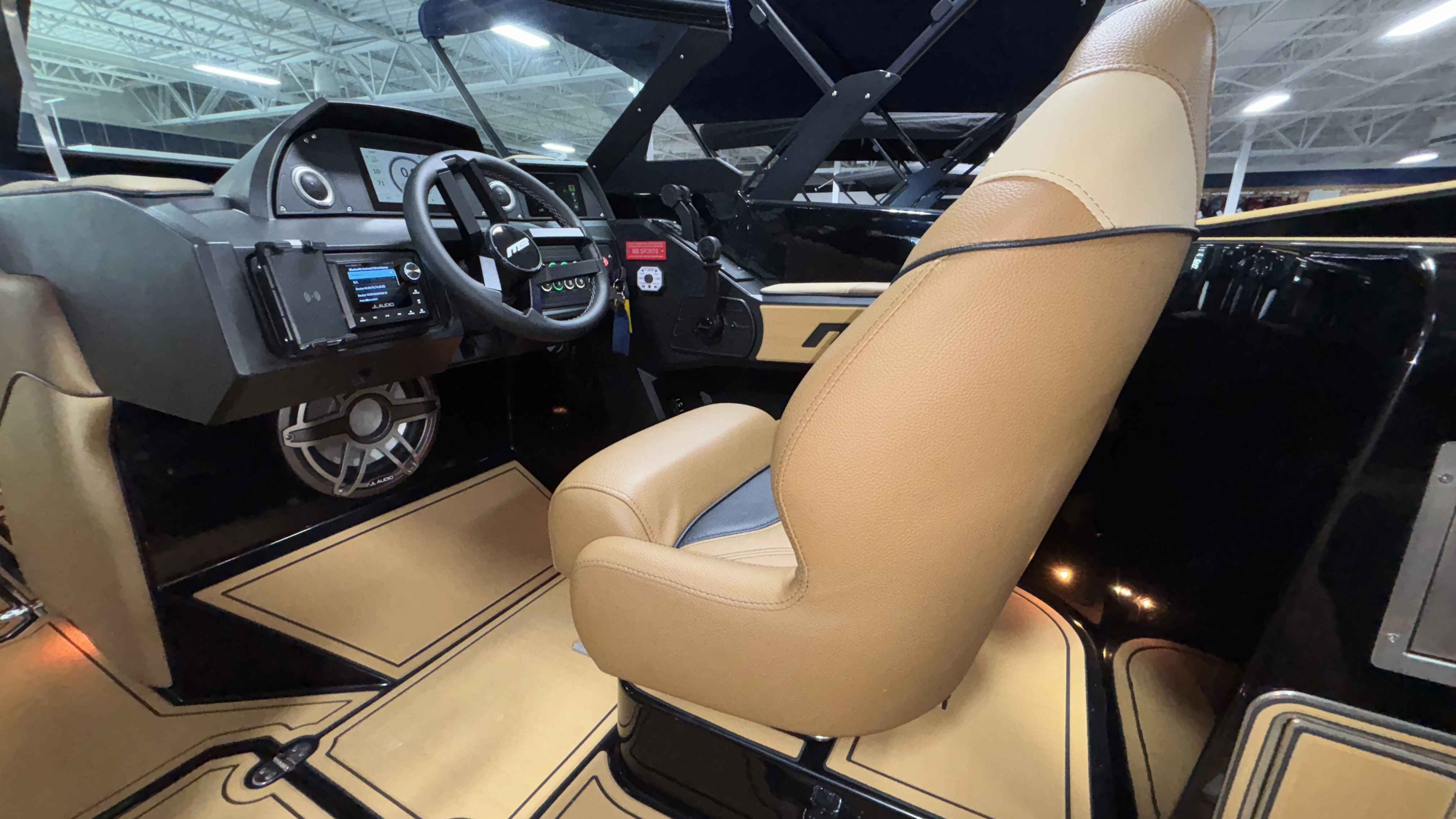 2025 MB Sports B52 23 Alpha - Image 26
