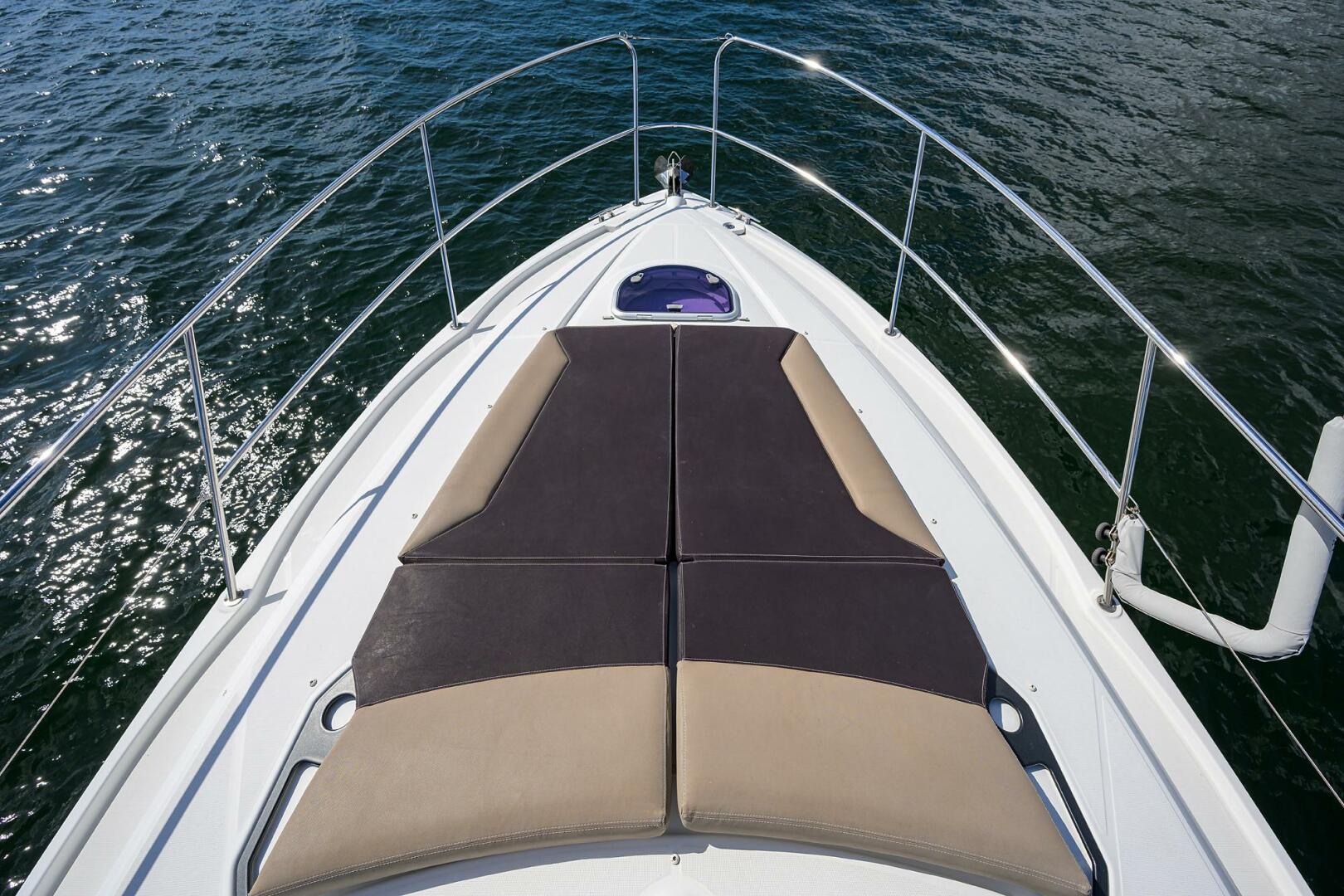 2003 Jupiter 31 Cuddy - Image 124