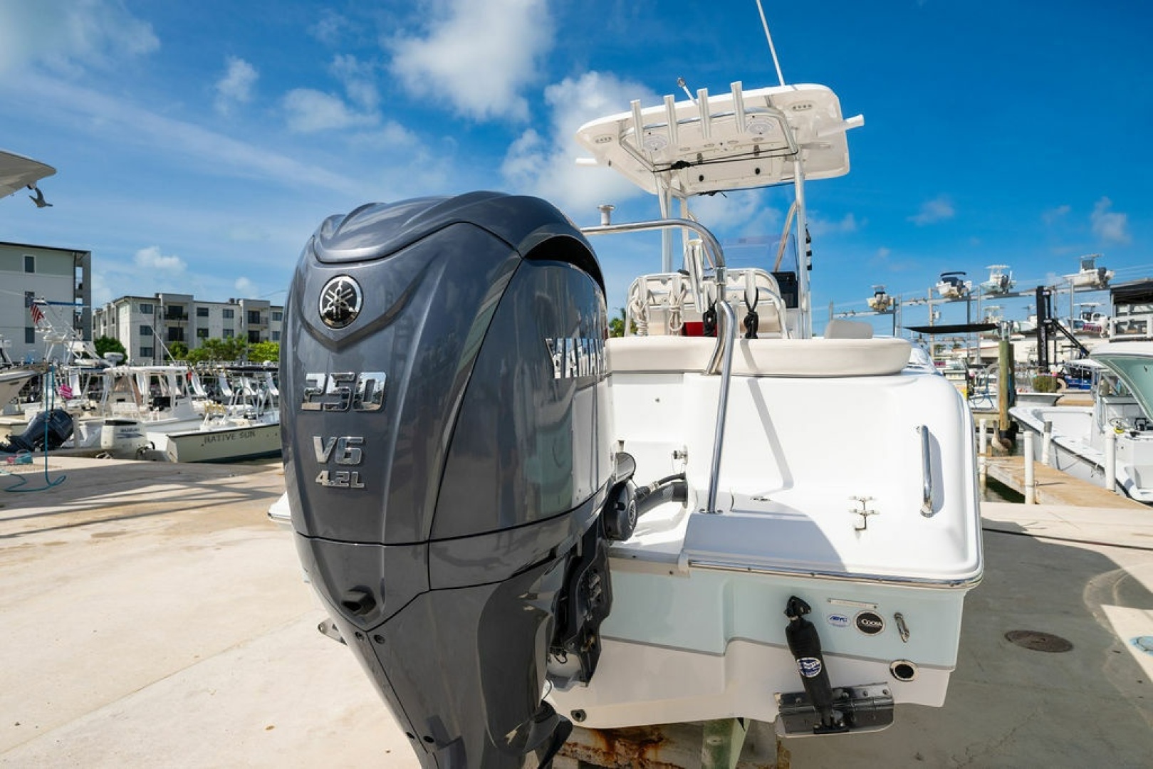 2023 Sea Hunt 234 Ultra Base - Image 3