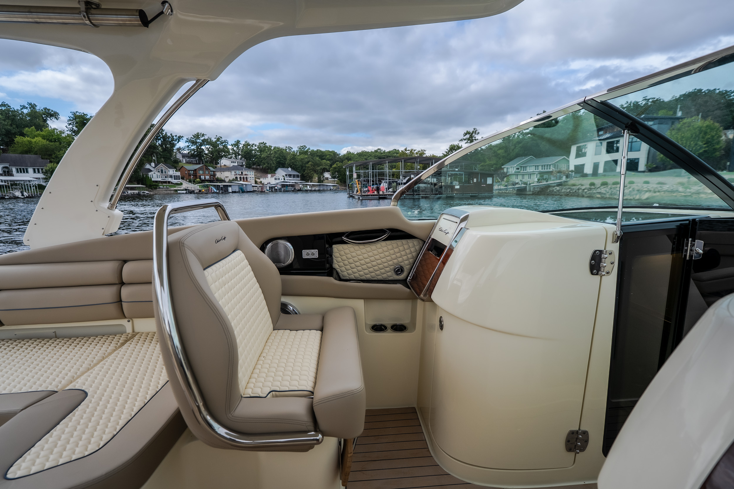 2027 Chris Craft Launch GT 35 ME - Image 46