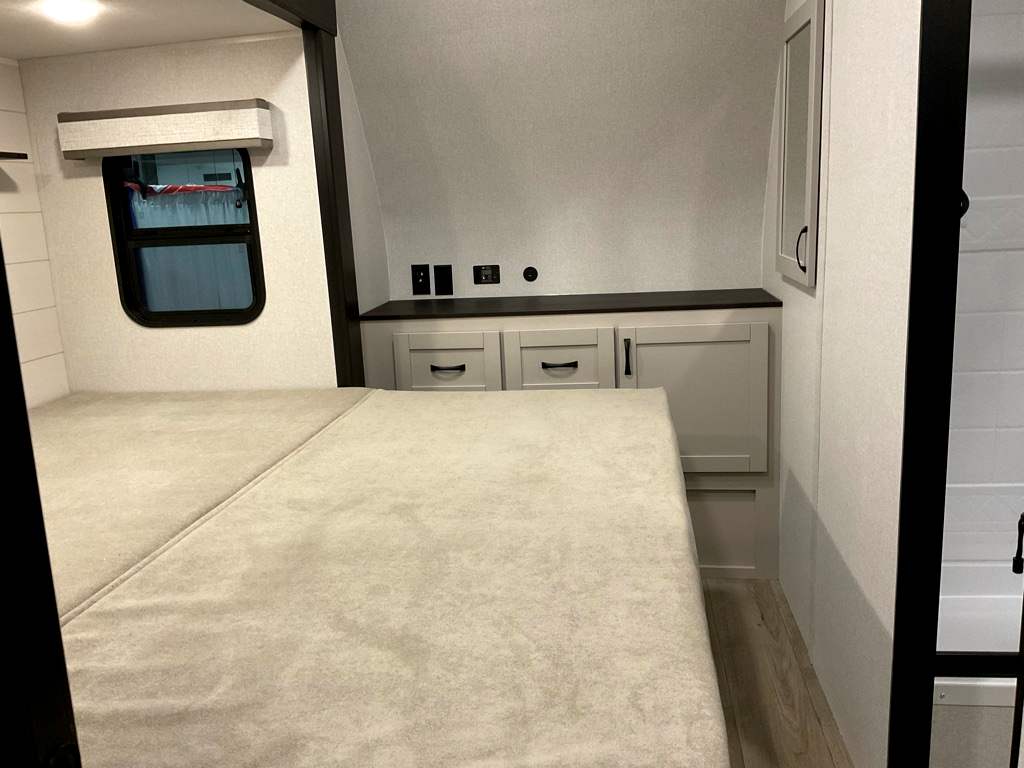 2026 JAYCO SEISMIC 214 - Image 19