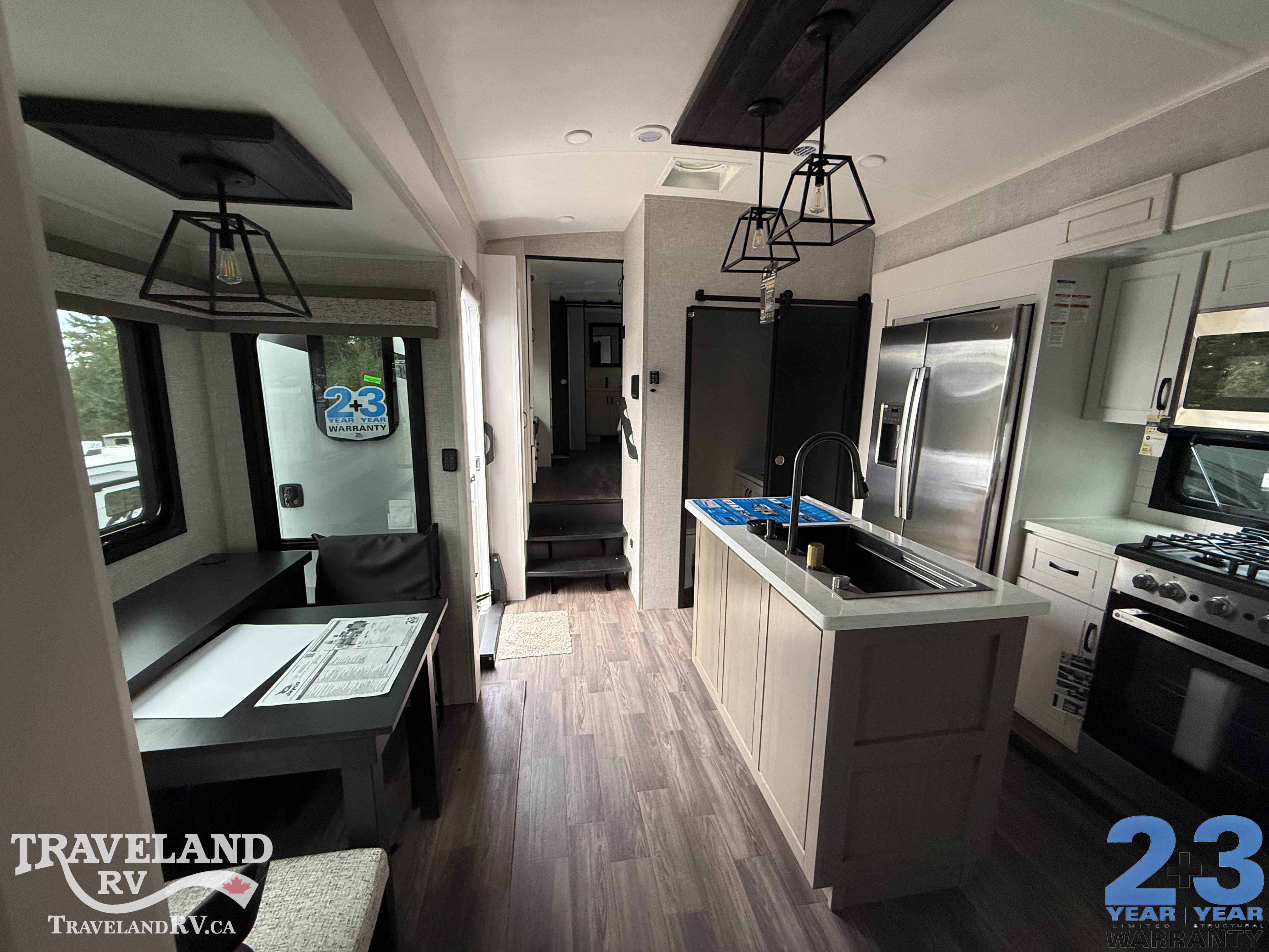 2025 Jayco North Point 382FLRB - Image 7