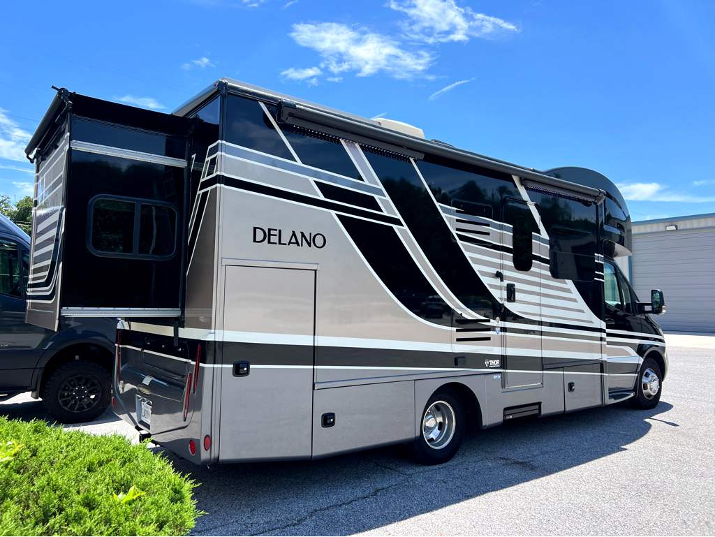 2022 THOR MOTOR COACH DELANO 24RW - Image 4