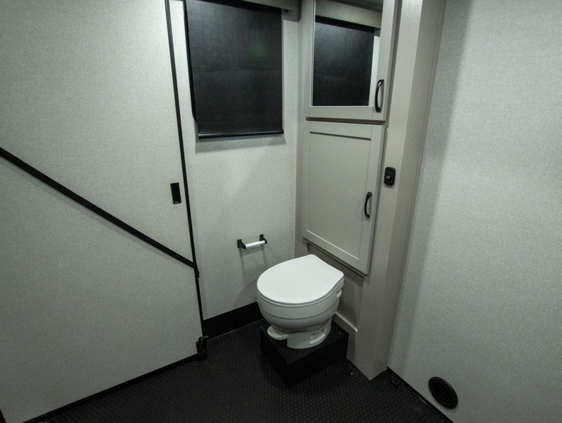 2026 Jayco Seismic 399 - Image 16