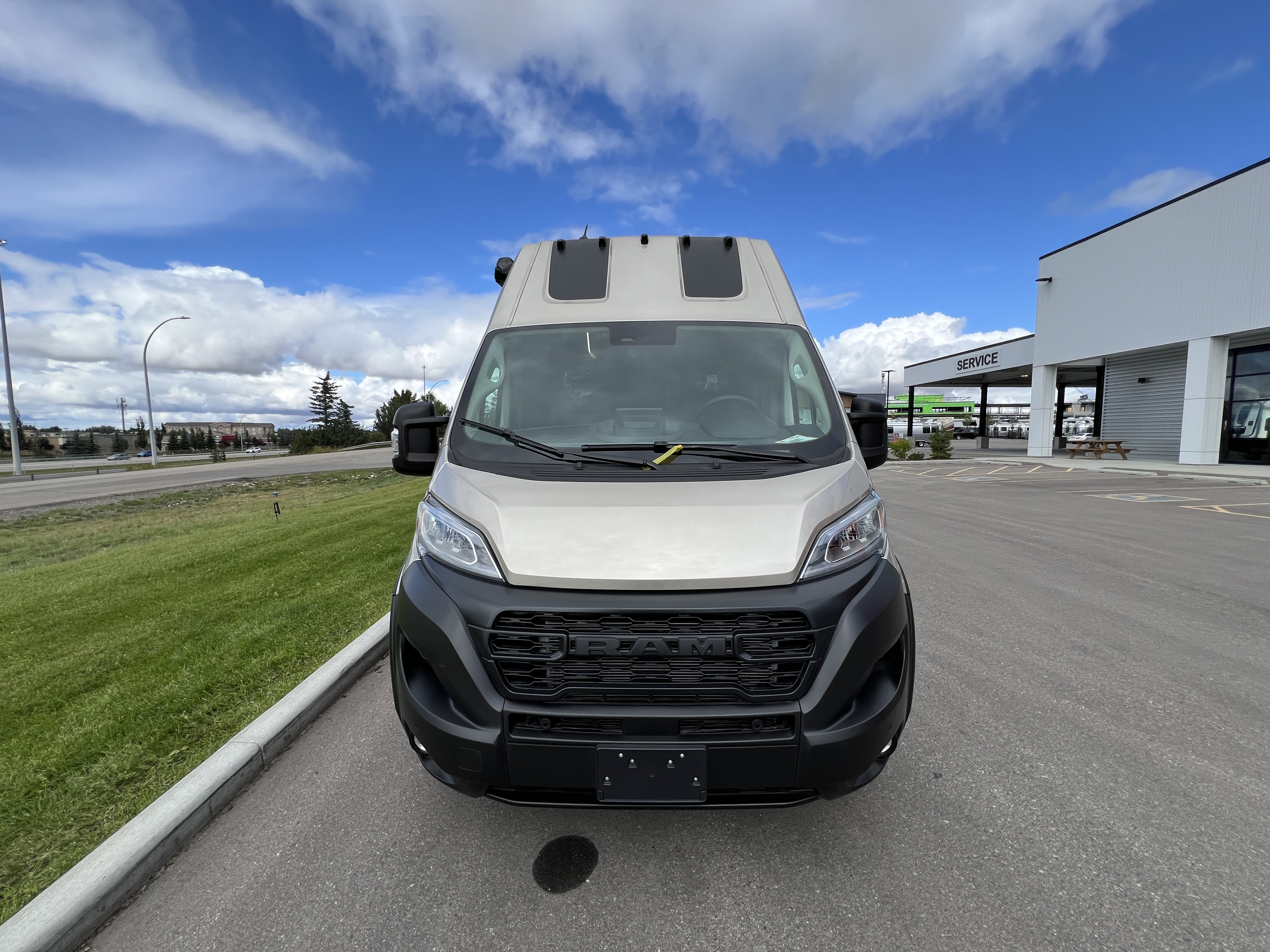 2027 Grand Design Lineage Series VP2 LVP2 - Image 5