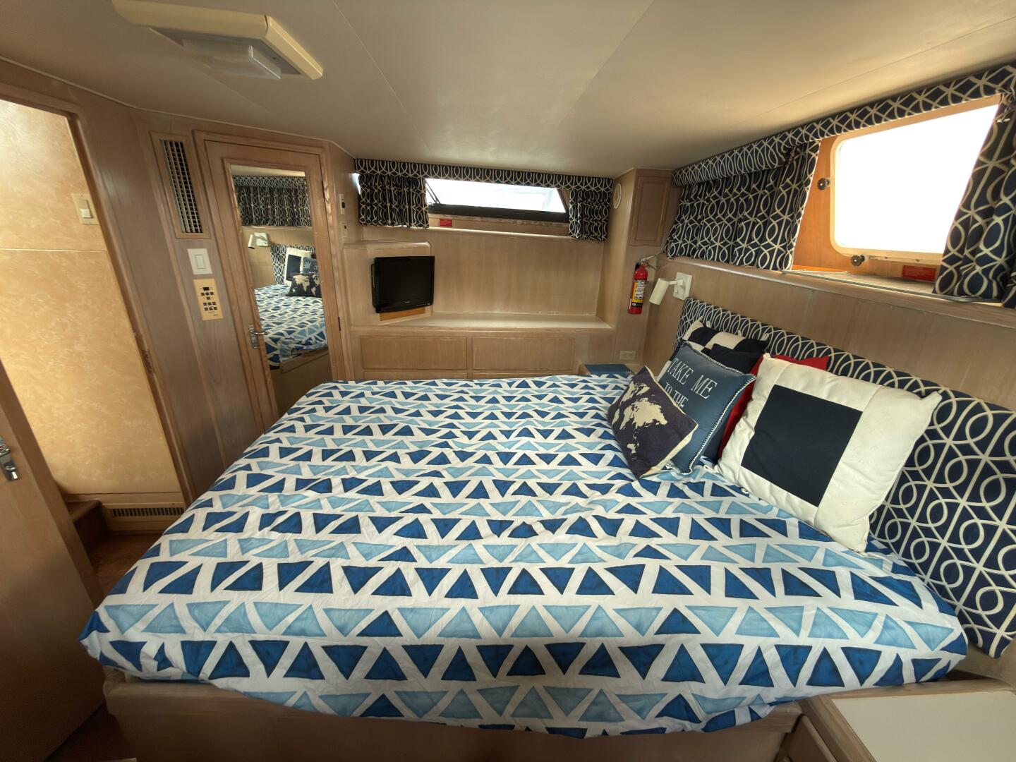 1994 Hatteras Double Cabin - Image 42