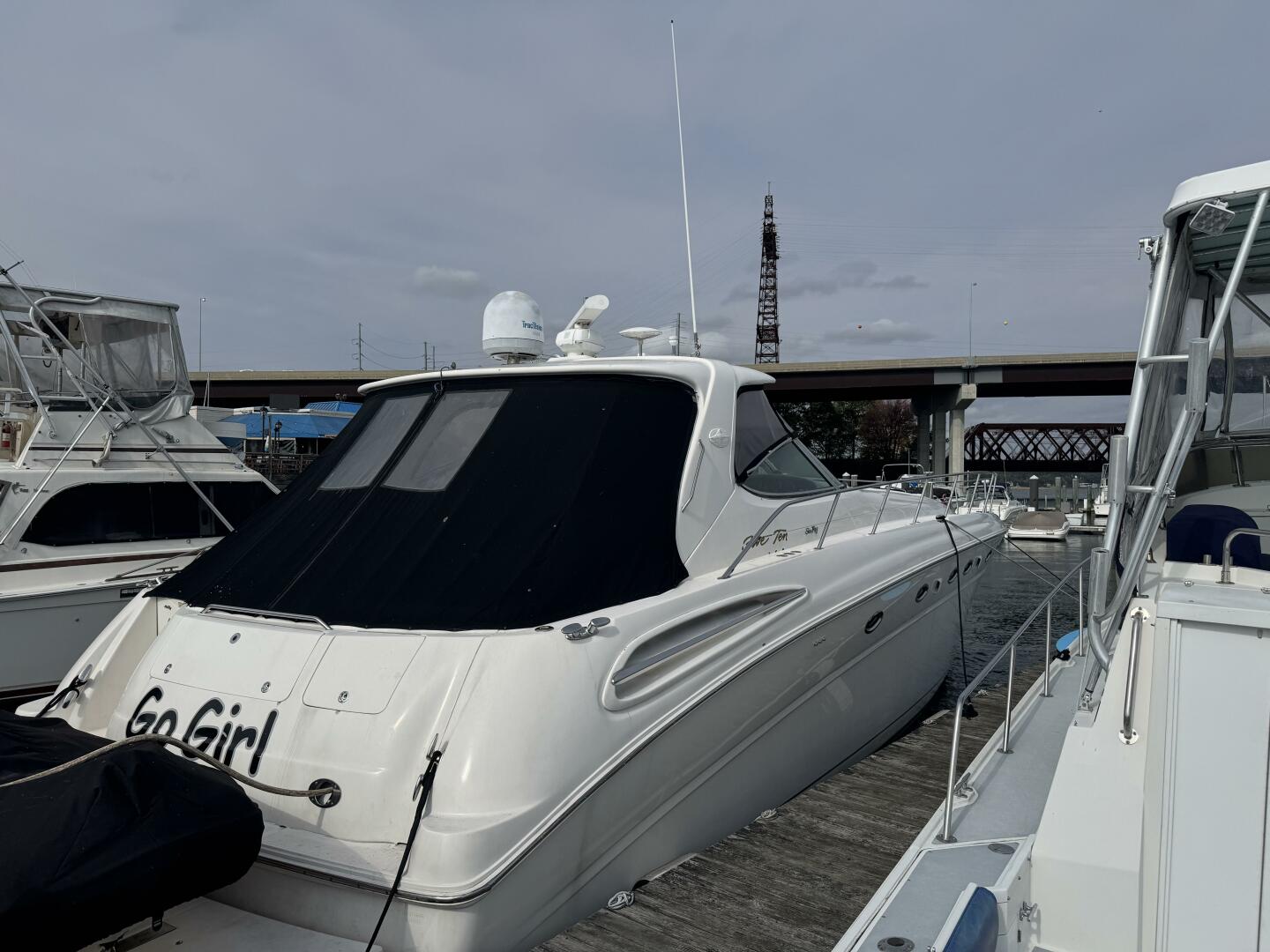 2001 Sea Ray 510 SUNDANCER - Image 5