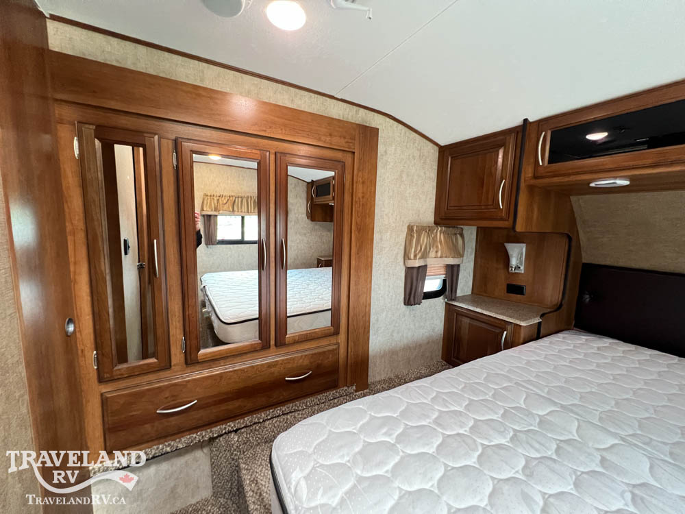 2015 Prime Time Crusader 295RST - Image 35