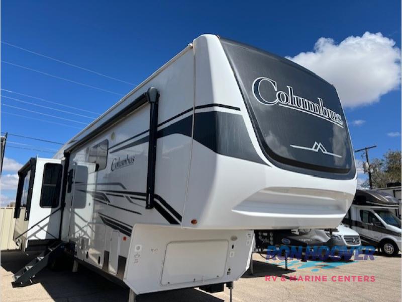 2024 PALOMINO 384RK - Image 1
