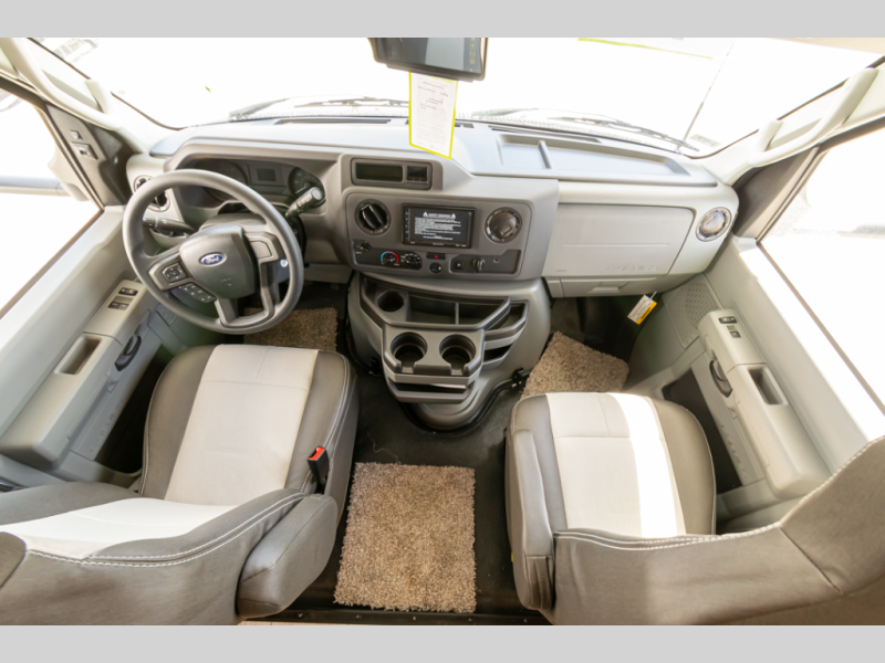 2025 Coachmen Freelander 26DS Ford - Image 43
