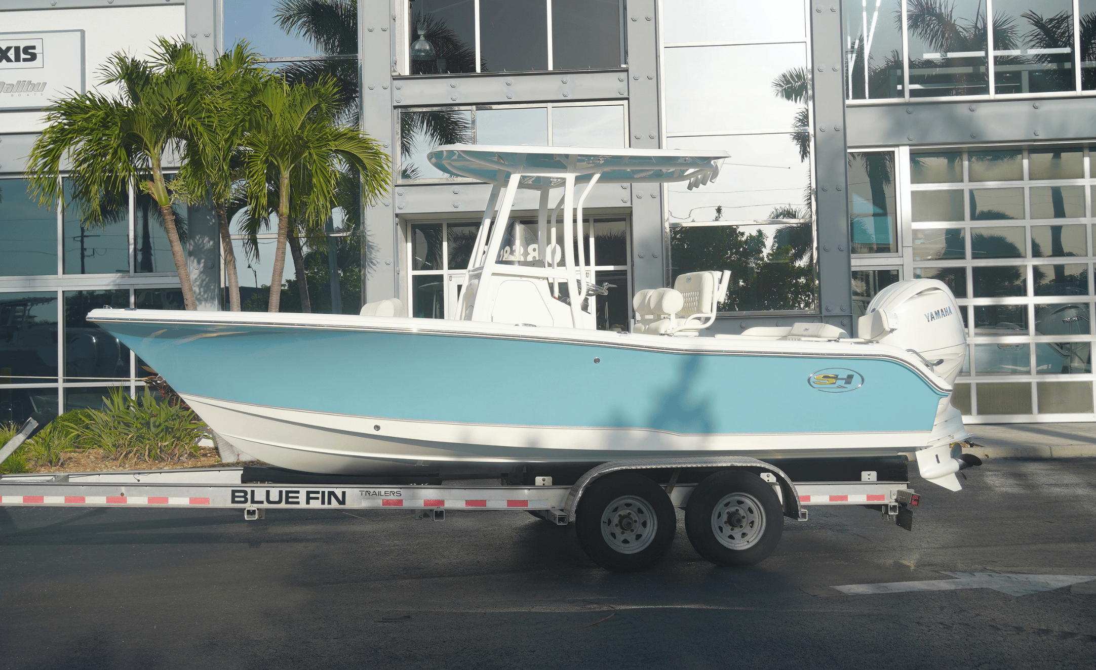 2027 SEA HUNT ULTRA 219 - Image 1