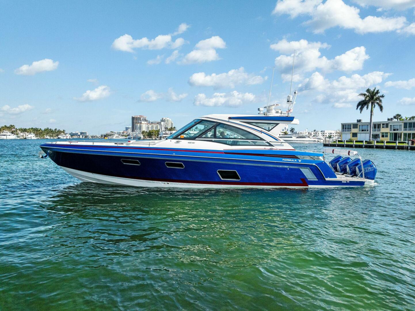 2023 Formula 430 Super Sport Crossover - Image 5