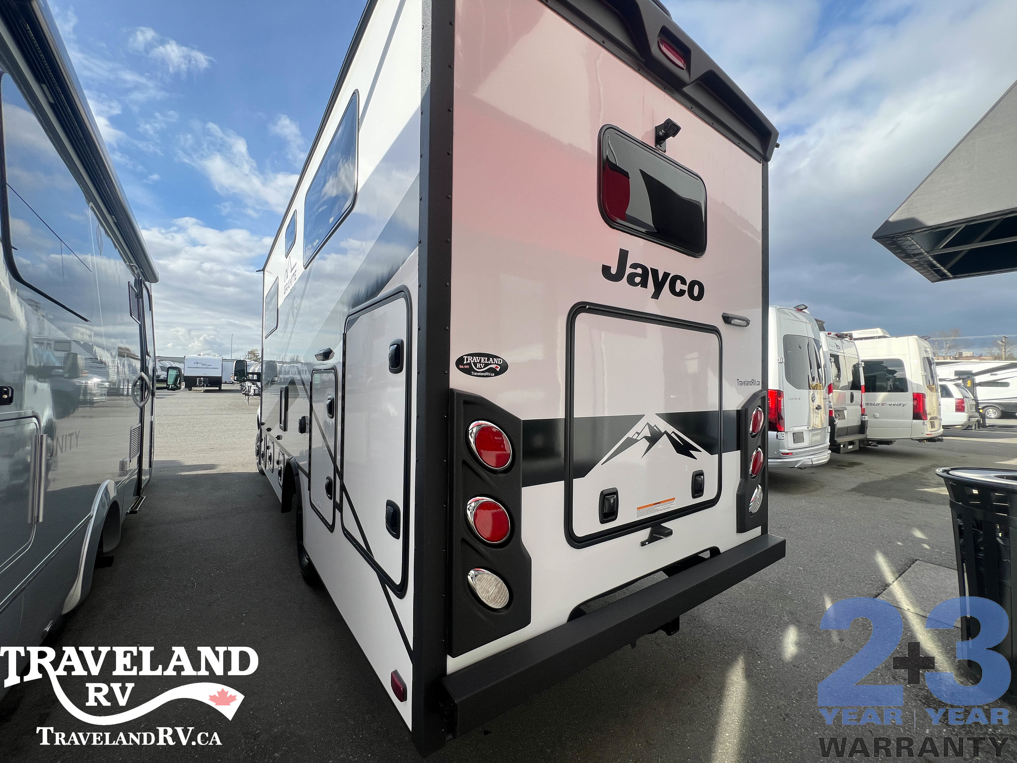 2025 Jayco Granite Ridge 23S - Image 5