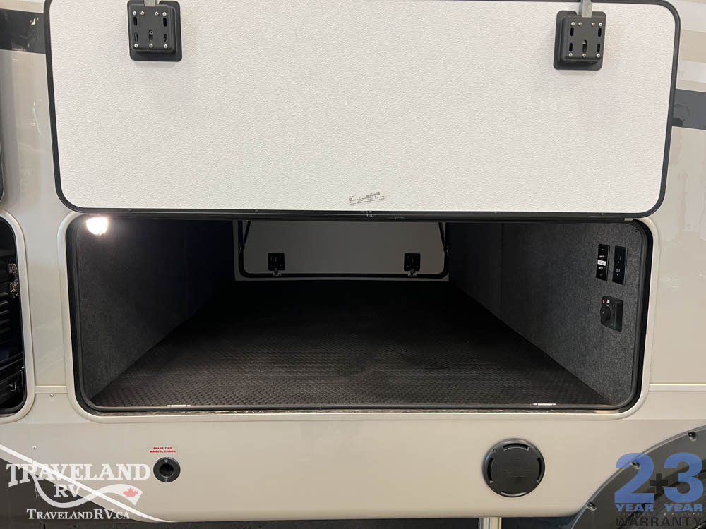 2026 Jayco Pinnacle 39FLOK - Image 11