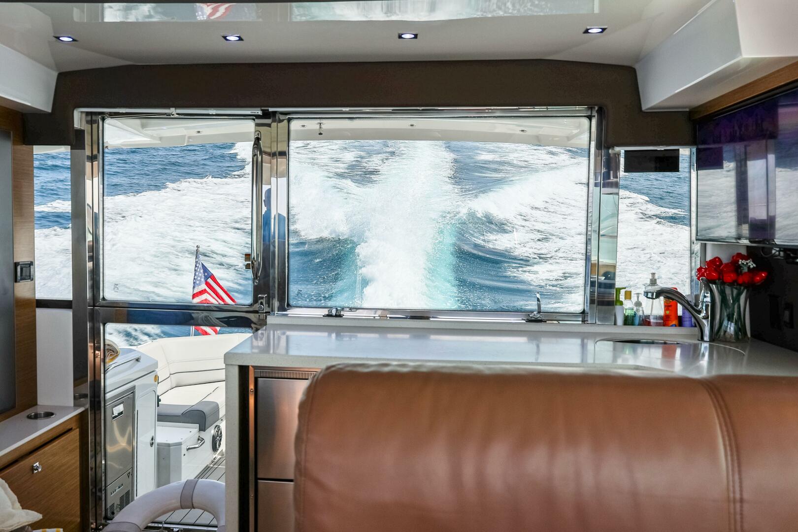 2014 Cruisers Yachts 45 Cantius - Image 45
