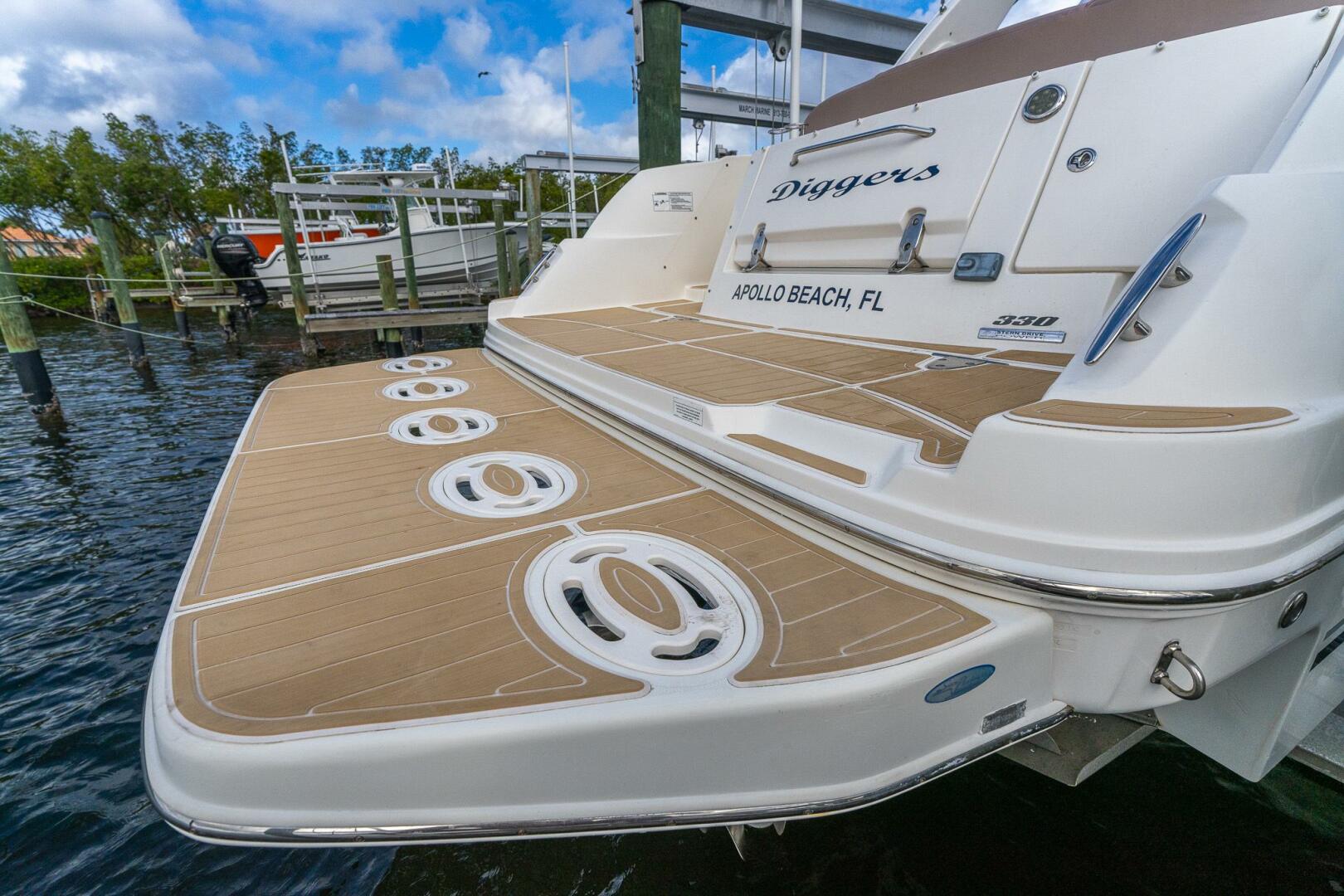 2016 Sea Ray 330 Sundancer - Image 54