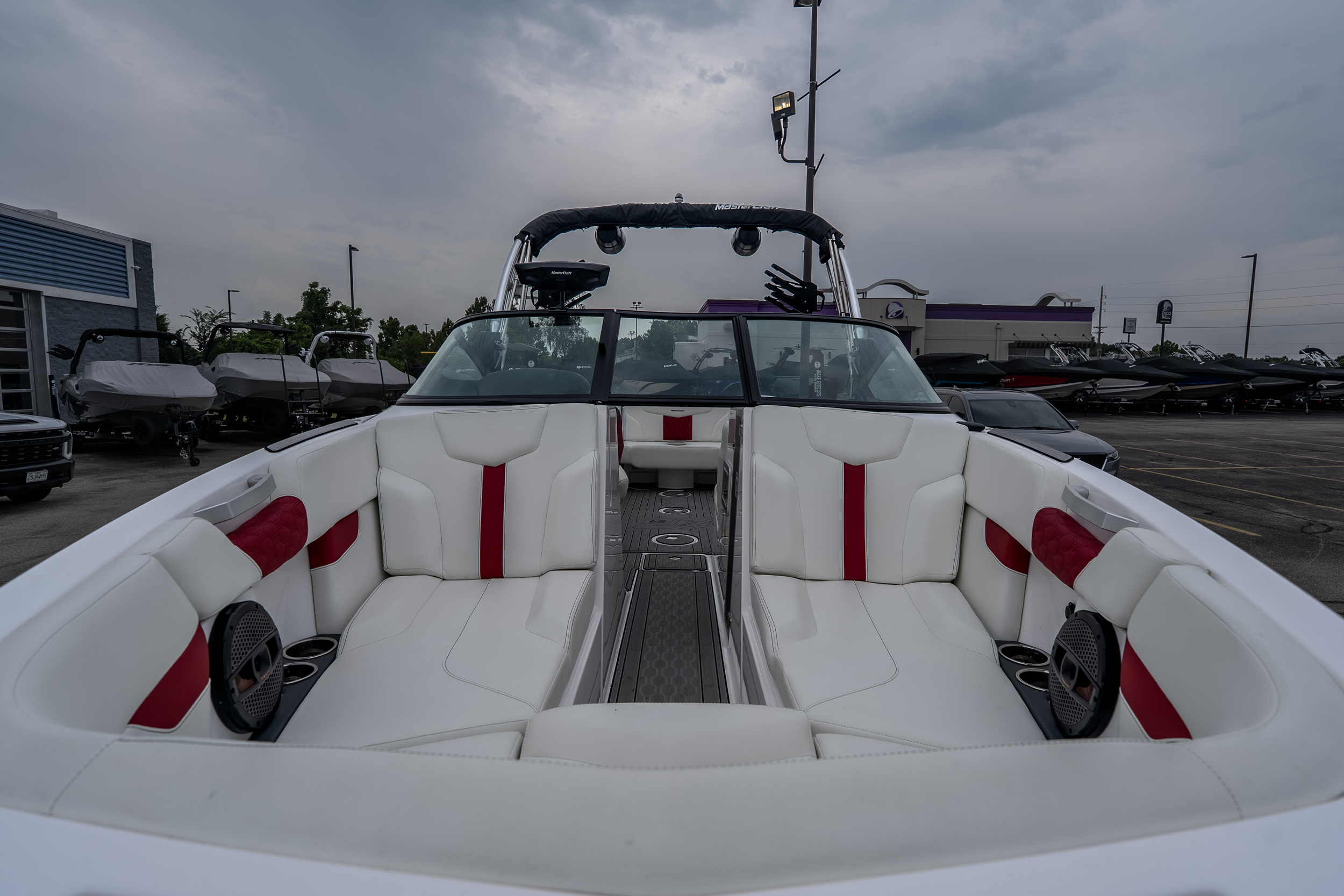 2023 MasterCraft XT24 - Image 5