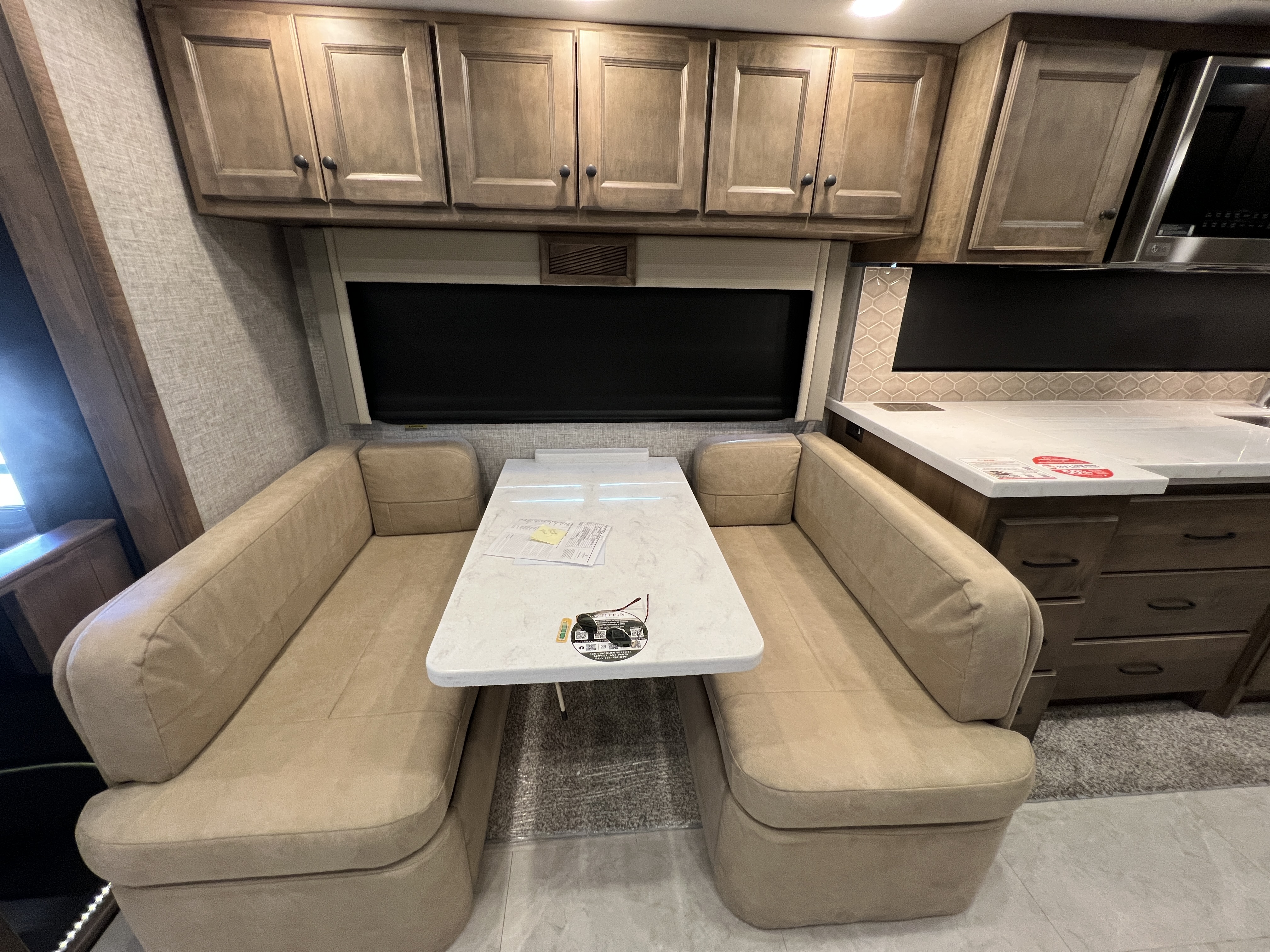 2025 Tiffin Open Road Allegro 34 PA - Image 25